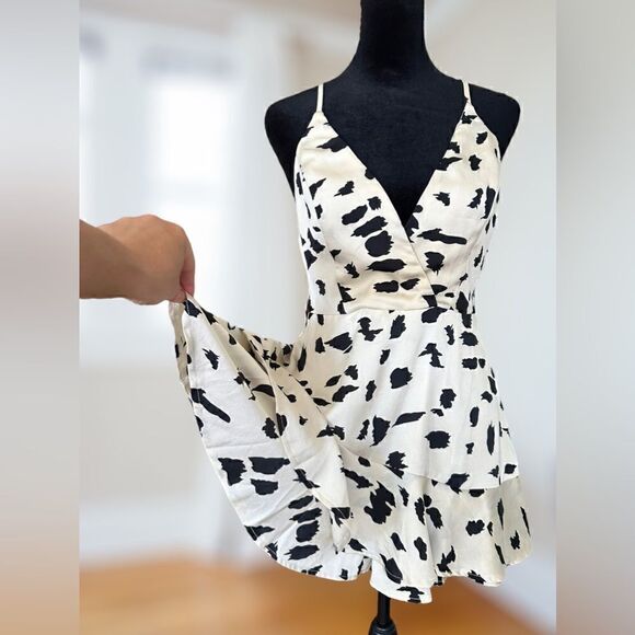 Vici Luxxel Play Dress Romper Size M - Picture 4 of 15